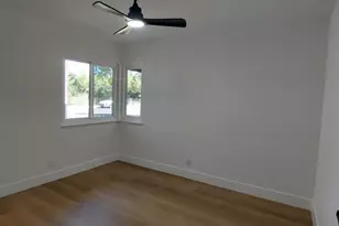 22 Van Dyke St, Thousand Oaks, CA 91360 - Photo 23