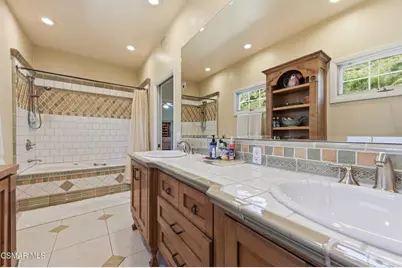 30075 Triunfo Drive, Agoura Hills, CA 91301 - Photo 37