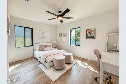 7530 Gaviota Avenue, Van Nuys, CA 91406 - Photo 15