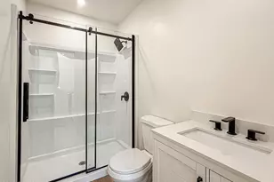 7530 Gaviota Ave, Van Nuys, CA 91406 - Photo 35