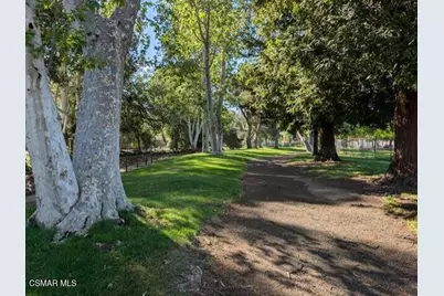 1682 Elmsford Place, Westlake Village, CA 91361 - Photo 29