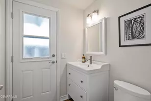 1682 Elmsford Pl, Westlake Village, CA 91361 - Photo 13