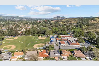 1682 Elmsford Place, Westlake Village, CA 91361 - Photo 27