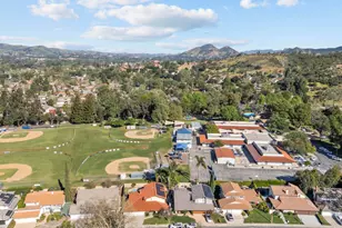 1682 Elmsford Pl, Westlake Village, CA 91361 - Photo 27