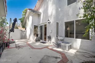 974 Quarterhorse Ln, Oak Park, CA 91377 - Photo 5