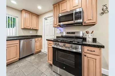 2017 Lysander Avenue, Simi Valley, CA 93065 - Photo 15