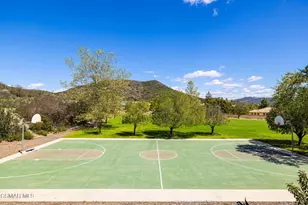 201 Via Antonio, Newbury Park, CA 91320 - Photo 41