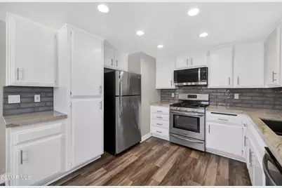 29121 Avenida De Las Flores, Menifee, CA 92584 - Photo 13