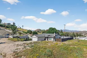 29121 Avenida De Las Flores, Menifee, CA 92584 - Photo 3