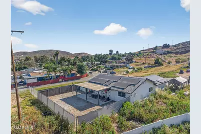 29121 Avenida De Las Flores, Menifee, CA 92584 - Photo 5