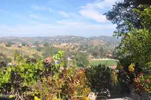 2141 Hillsbury Rd, Westlake Village, CA 91361 - Photo 13