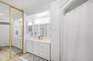 195 Tierra Rejada Road, Simi Valley, CA 93065 - Photo 19