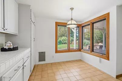 2280 Meadowside Drive, Thousand Oaks, CA 91362 - Photo 13