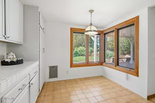 2280 Meadowside Dr, Thousand Oaks, CA 91362 - Photo 13