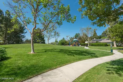 2280 Meadowside Drive, Thousand Oaks, CA 91362 - Photo 37