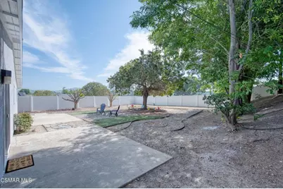 886 Yorkshire Avenue, Thousand Oaks, CA 91360 - Photo 31