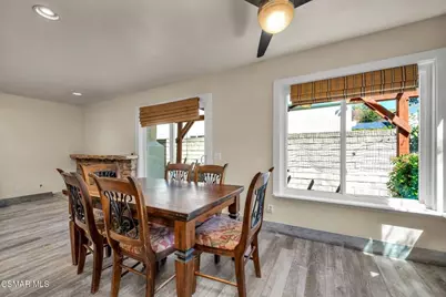 6652 Smoke Tree Avenue, Oak Park, CA 91377 - Photo 11