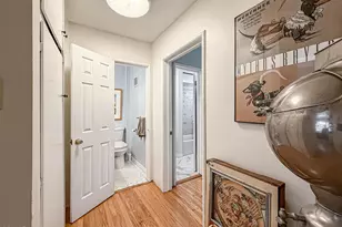 1528 Yale St, Santa Monica, CA 90404 - Photo 21