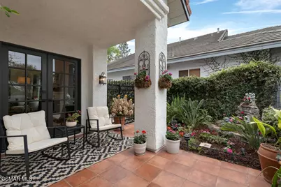 12208 Cherry Grove Street, Moorpark, CA 93021 - Photo 9