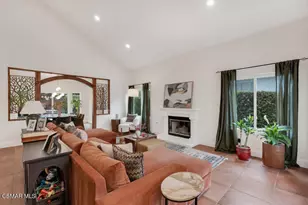 12208 Cherry Grove St, Moorpark, CA 93021 - Photo 11