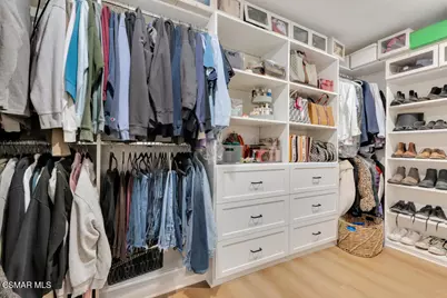 12208 Cherry Grove Street, Moorpark, CA 93021 - Photo 37