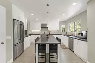 780 Covewood St, Oak Park, CA 91377 - Photo 5