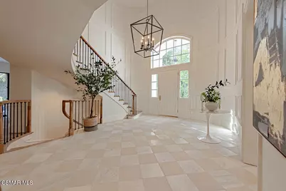 2313 Heatherbank Court, Thousand Oaks, CA 91361 - Photo 5