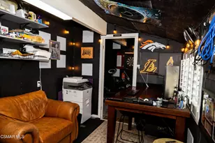 3061 Michael Dr, Newbury Park, CA 91320 - Photo 39