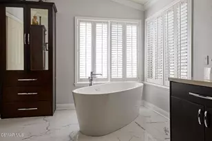 12916 Sunny Ln, Camarillo, CA 93012 - Photo 17