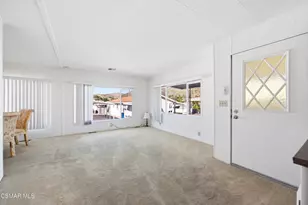 141 La Fortuna, Newbury Park, CA 91320 - Photo 5