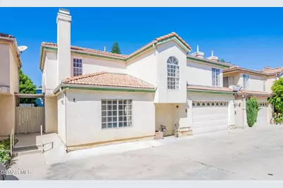 9245 Woodman Avenue #7, Arleta, CA 91331 - Photo 1