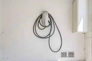 9245 Woodman Ave, Arleta, CA 91331 - Photo 33