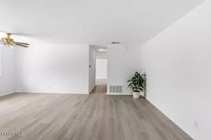 584 Rio Grande Cir, Thousand Oaks, CA 91360 - Photo 11