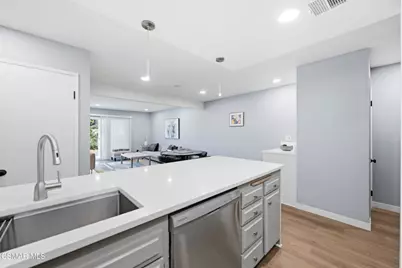 2005 Shoemaker Lane, Newbury Park, CA 91320 - Photo 13