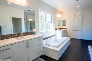 3748 Gazebo Ln, Camarillo, CA 93012 - Photo 23