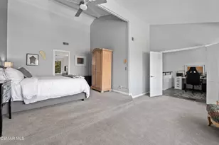 1447 N View Dr, Westlake Village, CA 91362 - Photo 23