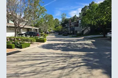 1447 N View Drive #56, Westlake Village, CA 91362 - Photo 13