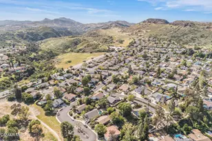 758 Silver Cloud St, Thousand Oaks, CA 91360 - Photo 35