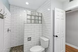 1881 Wellesley Dr, Thousand Oaks, CA 91360 - Photo 33