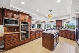 206 Rangely Ct, Simi Valley, CA 93065 - Photo 11