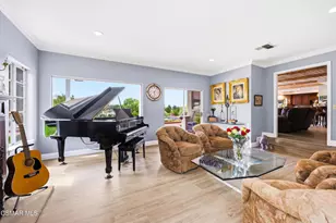 206 Rangely Ct, Simi Valley, CA 93065 - Photo 19