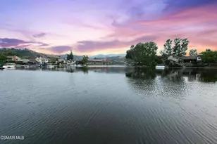 32164 Beachlake Ln, Westlake Village, CA 91361 - Photo 25