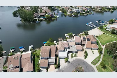 32164 Beachlake Lane, Westlake Village, CA 91361 - Photo 19