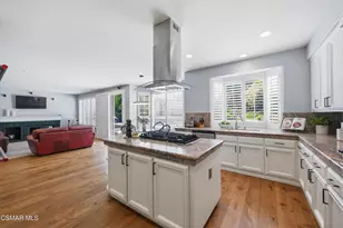 3049 Shadow Hill Cir, Thousand Oaks, CA 91360 - Photo 9