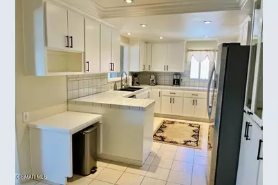 797 Boxthorn Avenue, Newbury Park, CA 91320 - Photo 7