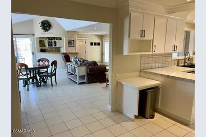 797 Boxthorn Avenue, Newbury Park, CA 91320 - Photo 5