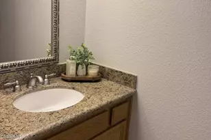 645 Ivywood Ln, Simi Valley, CA 93065 - Photo 39