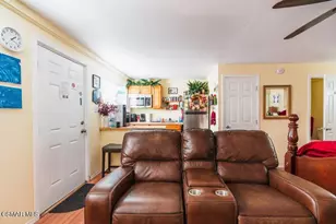 653 Calle Clavel, Thousand Oaks, CA 91320 - Photo 35