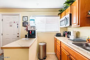 653 Calle Clavel, Thousand Oaks, CA 91320 - Photo 33