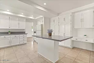 3148 Thistlewood St, Thousand Oaks, CA 91360 - Photo 11